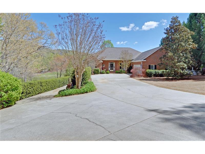 229 Orchard Court, Clarkesville, GA 30523 (MLS #5706365) :: North Atlanta Home Team