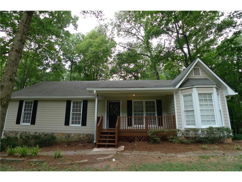 130 Lori Lane, Canton, GA 30114 (MLS #5713725) :: North Atlanta Home Team