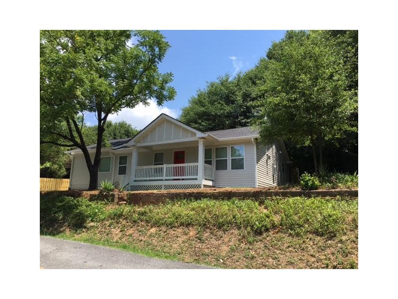 112 E Stephens Street, Winder, GA 30680 (MLS #5715015) :: North Atlanta Home Team