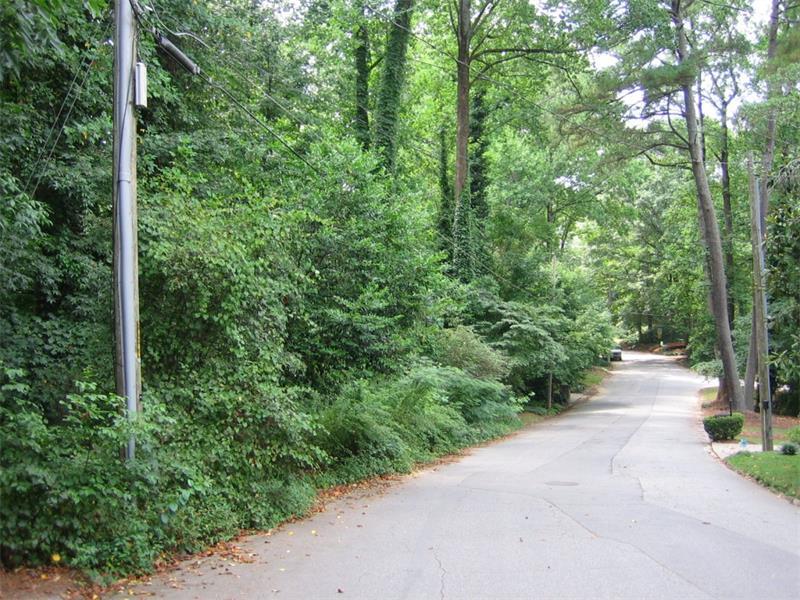 339 Pinecrest Road, Atlanta, GA 30342 (MLS #5715687) :: North Atlanta Home Team