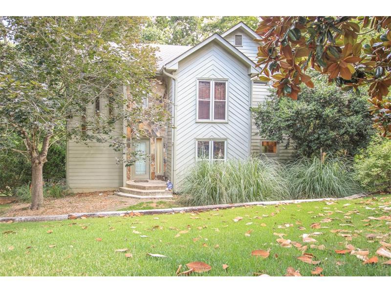2031 Calvin Court, Duluth, GA 30097 (MLS #5718516) :: North Atlanta Home Team