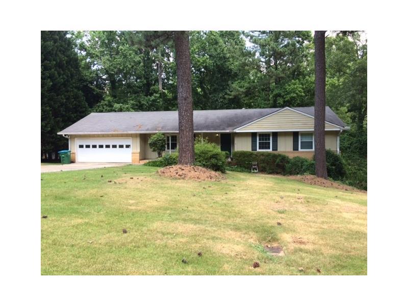 6889 Lockridge Drive, Atlanta, GA 30360 (MLS #5718799) :: North Atlanta Home Team