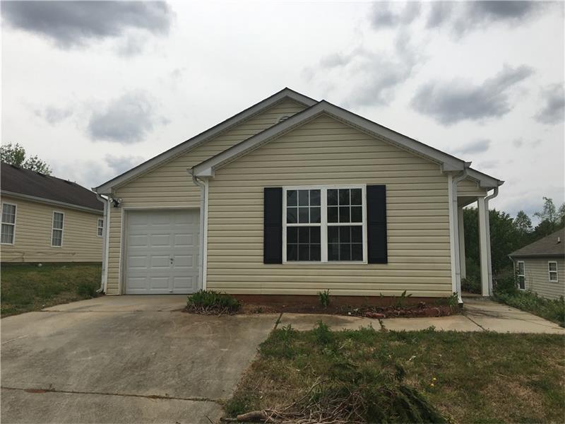 1651 Hallmark Hills Drive, Griffin, GA 30223 (MLS #5719143) :: North Atlanta Home Team