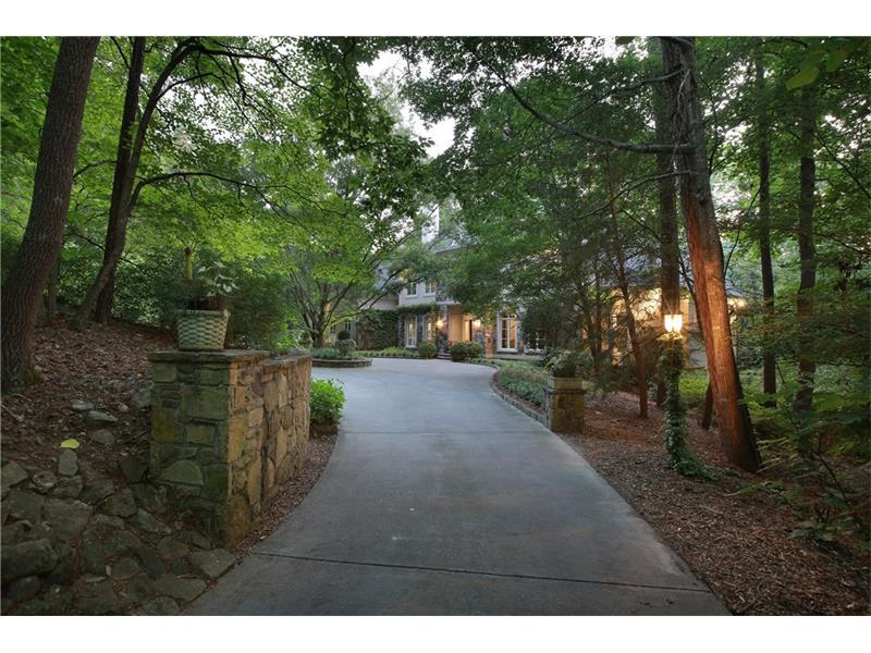 1840 Ridgefield Drive - Photo 1