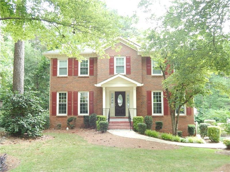 4136 Vicksburg Drive, Lawrenceville, GA 30044 (MLS #5721482) :: North Atlanta Home Team