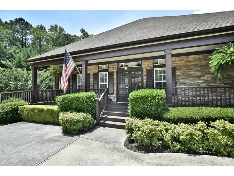 704 Redwood Pass, Canton, GA 30114 (MLS #5725717) :: North Atlanta Home Team