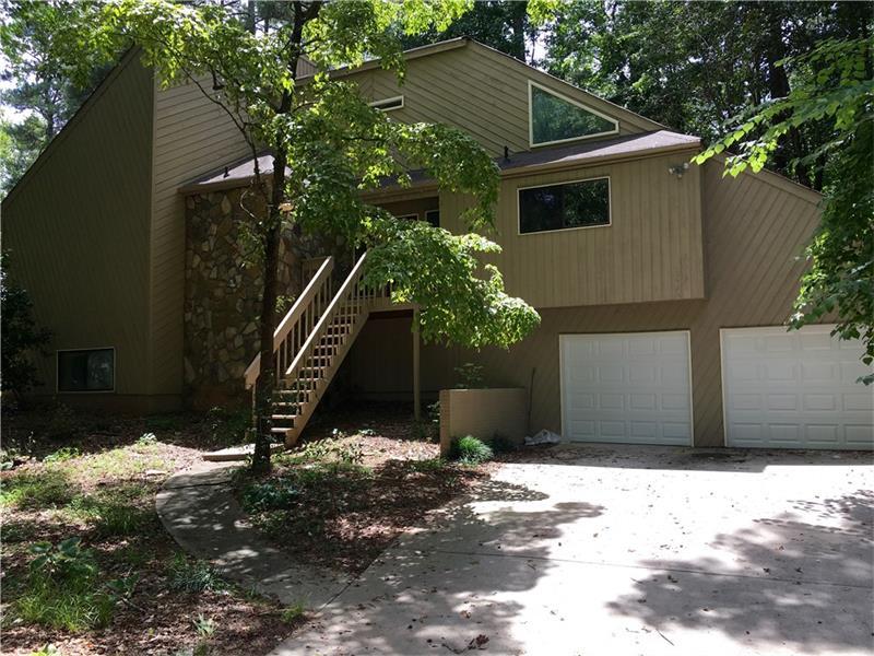 2201 Oakrill Court, Marietta, GA 30062 (MLS #5726360) :: North Atlanta Home Team