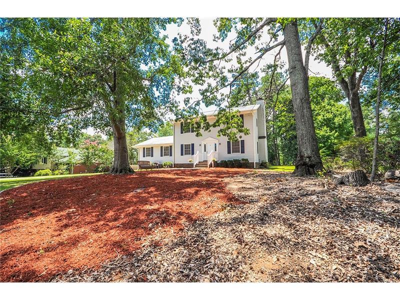2705 Majestic Circle, Dacula, GA 30019 (MLS #5726619) :: North Atlanta Home Team