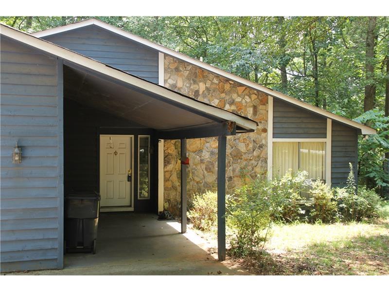 1209 Dickens Road NW, Lilburn, GA 30047 (MLS #5730171) :: North Atlanta Home Team