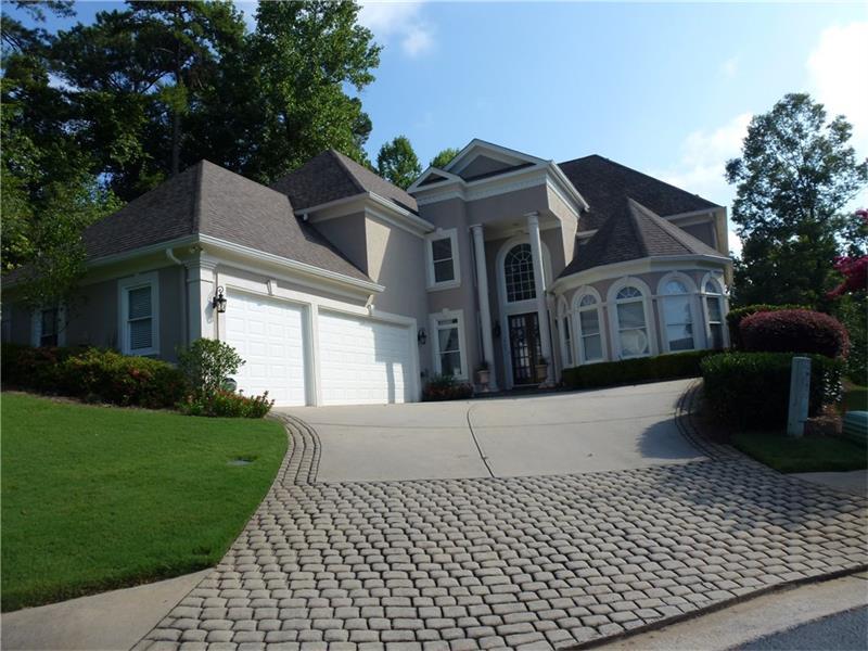 785 Falling Rocks Court, Roswell, GA 30076 (MLS #5730377) :: North Atlanta Home Team