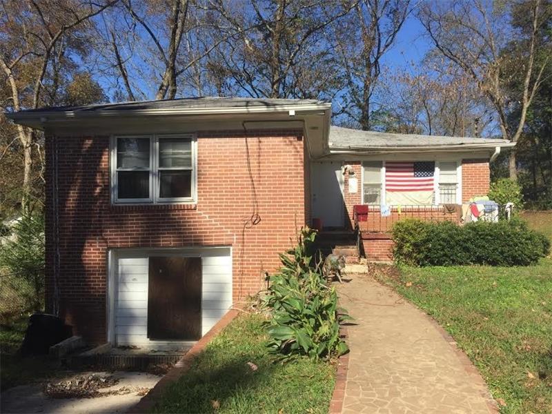 1961 Pinedale Drive NW, Atlanta, GA 30314 (MLS #5731163) :: North Atlanta Home Team