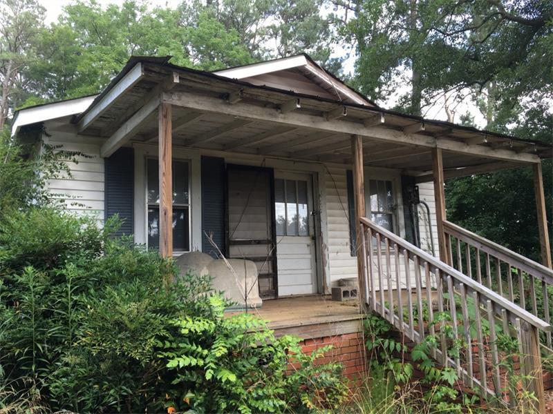 6117 Bowen Bridge Road, Clermont, GA 30527 (MLS #5735219) :: North Atlanta Home Team