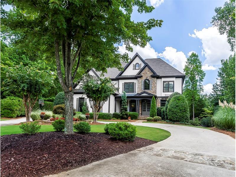 10030 Halstead Drive, Suwanee, GA 30024 (MLS #5735346) :: North Atlanta Home Team
