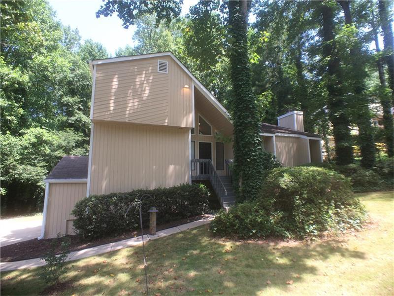 2517 Oakrill Road, Marietta, GA 30062 (MLS #5736104) :: North Atlanta Home Team