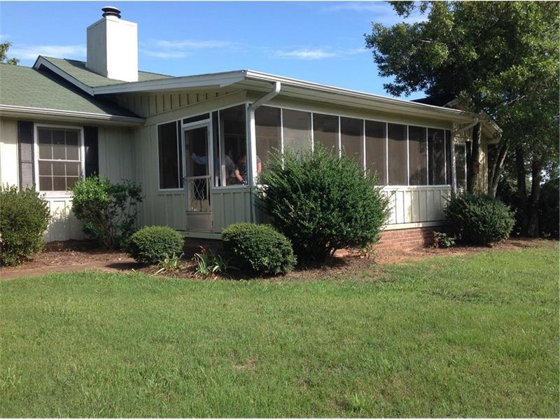 4789 Highland Road, Gainesville, GA 30506 (MLS #5738048) :: North Atlanta Home Team