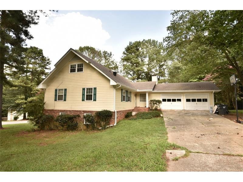 2217 Cedar Drive, Lawrenceville, GA 30043 (MLS #5738476) :: North Atlanta Home Team