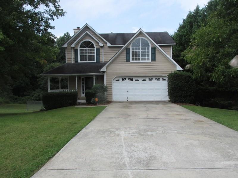 2010 Emerald Drive, Loganville, GA 30052 (MLS #5740330) :: North Atlanta Home Team
