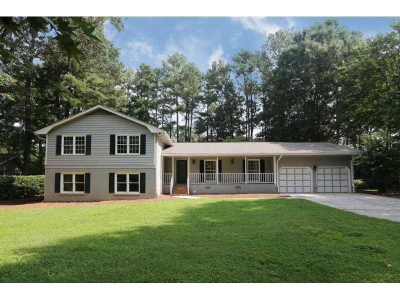 3487 Stratfield Drive, Brookhaven, GA 30319 (MLS #5740978) :: North Atlanta Home Team