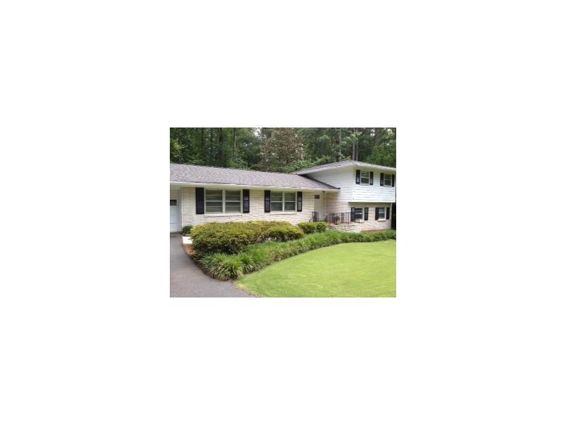 2903 Ponderosa Circle, Decatur, GA 30033 (MLS #5742024) :: North Atlanta Home Team