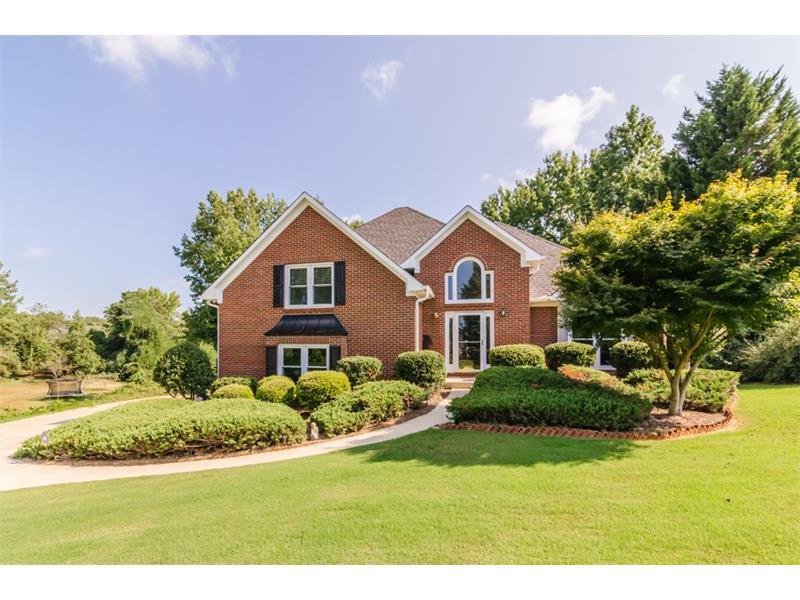 2225 Ellen Lane, Cumming, GA 30040 (MLS #5742505) :: North Atlanta Home Team