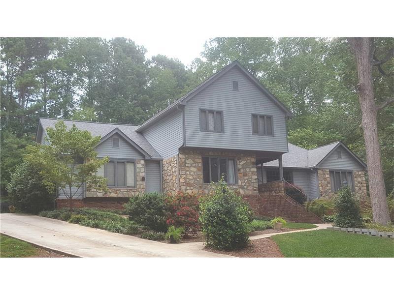 2219 Walker Drive, Lawrenceville, GA 30043 (MLS #5743516) :: North Atlanta Home Team