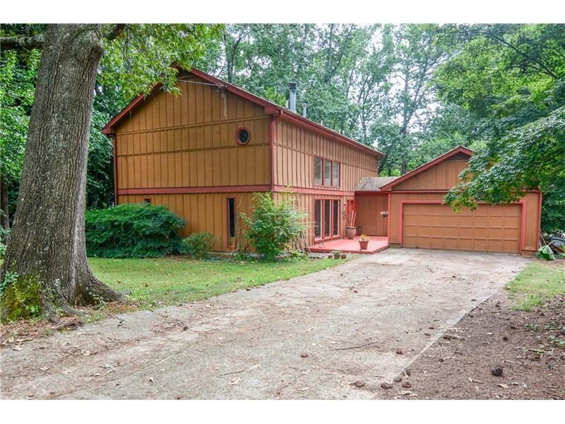 2820 Bluebird Circle, Duluth, GA 30096 (MLS #5743658) :: North Atlanta Home Team