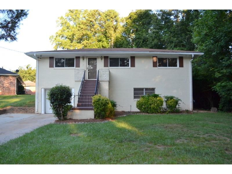 3533 Highwood Drive SW, Atlanta, GA 30331 (MLS #5743839) :: North Atlanta Home Team