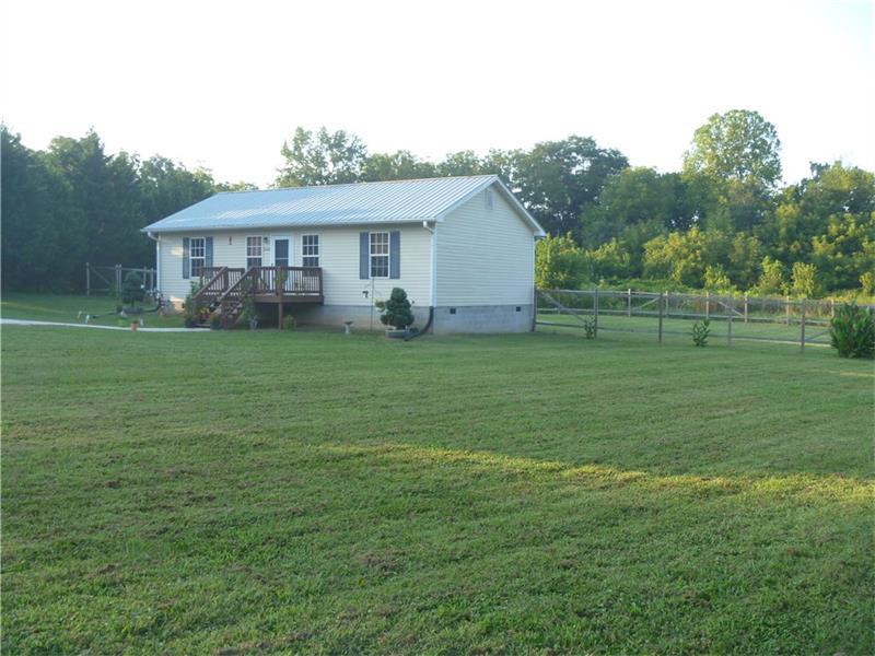 5026 Highway 136 Highway W, Talking Rock, GA 30175 (MLS #5743871) :: North Atlanta Home Team