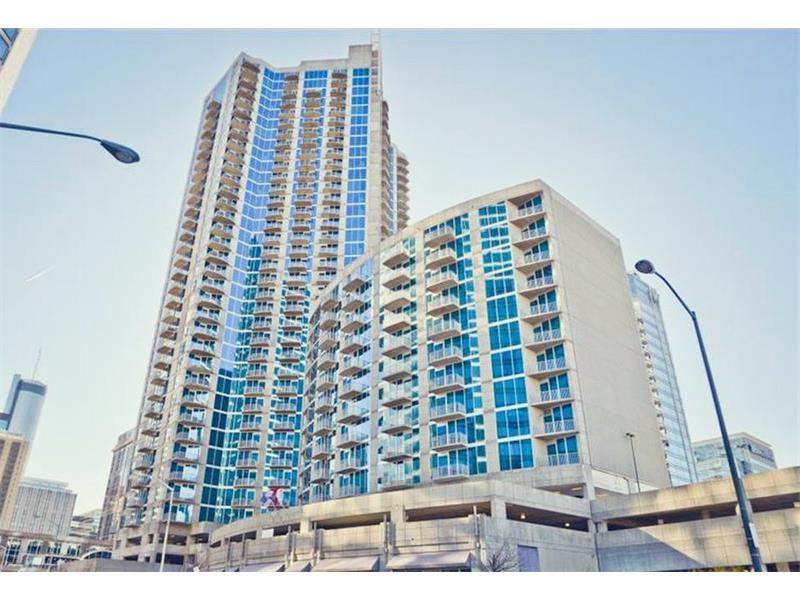 400 W Peachtree Street NW #3206, Atlanta, GA 30306 (MLS #5745371) :: North Atlanta Home Team