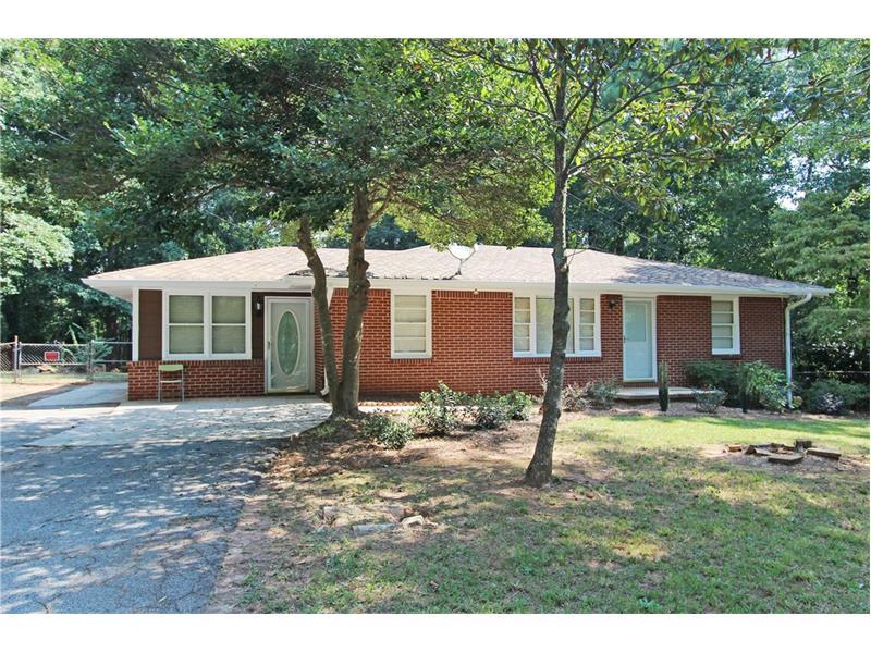 1334 Jennie Lane, Lilburn, GA 30047 (MLS #5745403) :: North Atlanta Home Team
