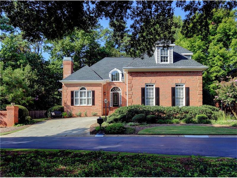 4582 Fountain Drive NE, Marietta, GA 30067 (MLS #5745819) :: North Atlanta Home Team