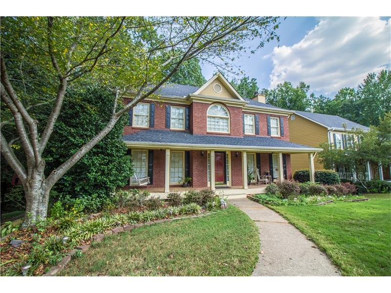 2010 Pendleton Place, Suwanee, GA 30024 (MLS #5746216) :: North Atlanta Home Team