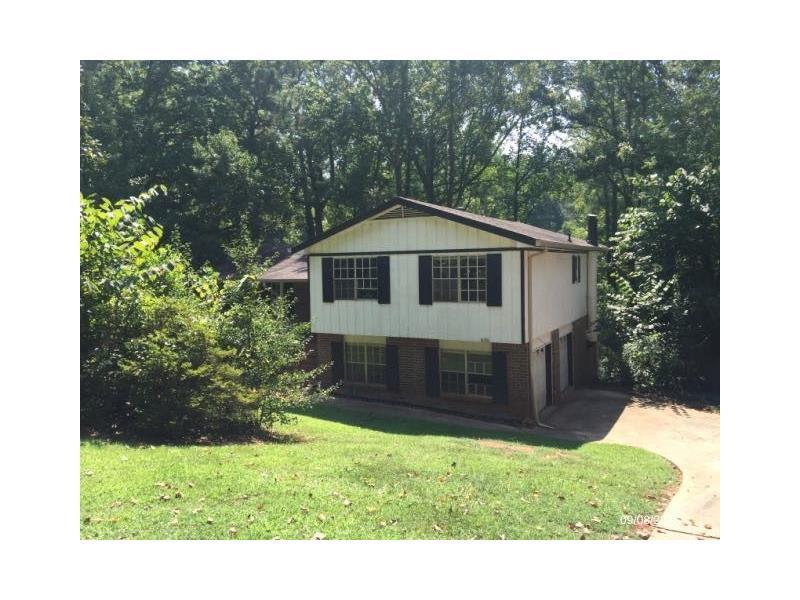 635 Navarre Drive, Stone Mountain, GA 30087 (MLS #5748273) :: North Atlanta Home Team