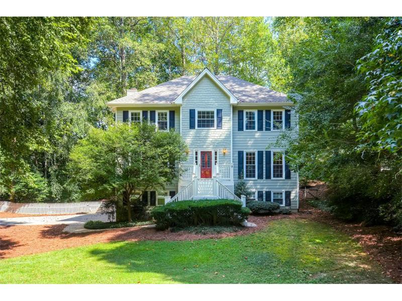 300 Lakemont Drive, Roswell, GA 30075 (MLS #5748537) :: North Atlanta Home Team