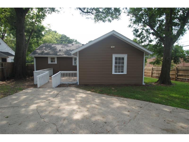 1558 Lincoln Avenue #1558, Atlanta, GA 30317 (MLS #5748633) :: North Atlanta Home Team