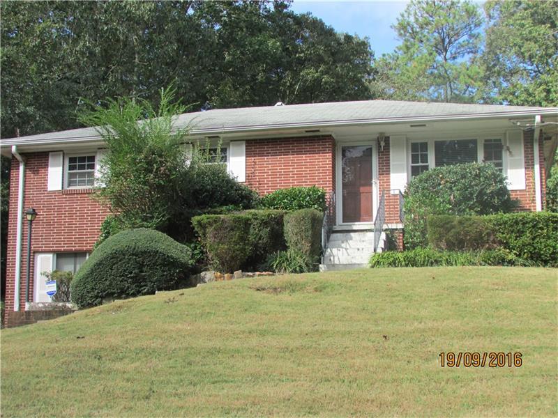 2434 Cherrywood Lane, Marietta, GA 30060 (MLS #5749716) :: North Atlanta Home Team