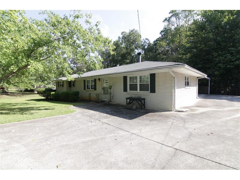 2016 Terry Lane, Douglasville, GA 30135 (MLS #5749743) :: North Atlanta Home Team