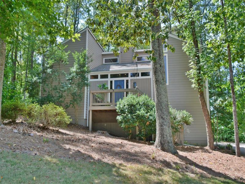 1391 Willow Point Court, Marietta, GA 30068 (MLS #5750084) :: North Atlanta Home Team