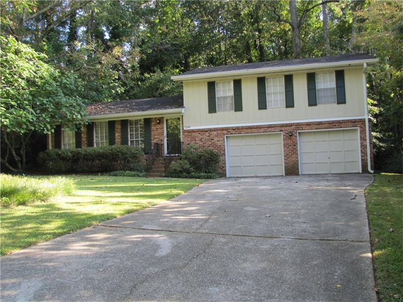 5099 Martindale Lane, Stone Mountain, GA 30088 (MLS #5751830) :: North Atlanta Home Team