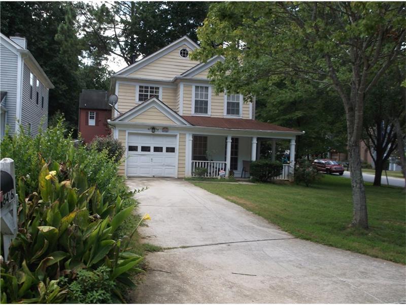 6416 E Windsor Lane, Norcross, GA 30093 (MLS #5752777) :: North Atlanta Home Team