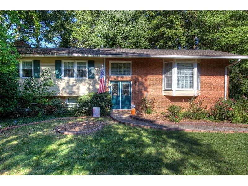 770 Foxcroft Trail, Marietta, GA 30067 (MLS #5753053) :: North Atlanta Home Team