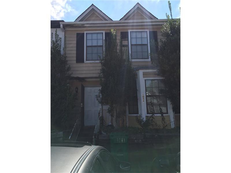 1054 Thornwoode Lane, Stone Mountain, GA 30083 (MLS #5753168) :: North Atlanta Home Team