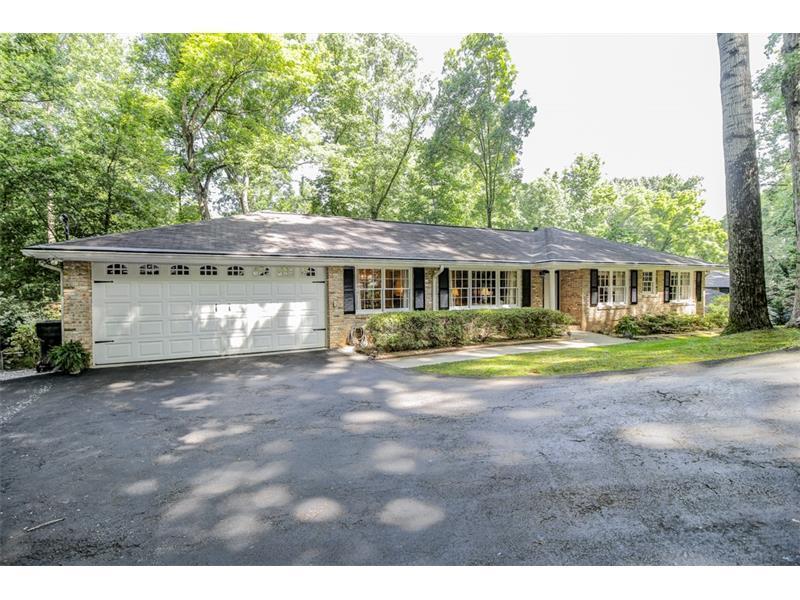 6778 Brandon Mill Road, Sandy Springs, GA 30328 (MLS #5755403) :: North Atlanta Home Team