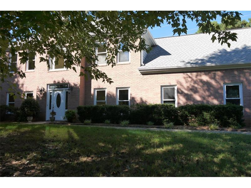 1668 Stony Creek Way, Lilburn, GA 30047 (MLS #5755627) :: North Atlanta Home Team