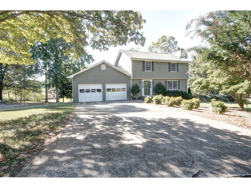4893 Hawk Trail NE, Marietta, GA 30066 (MLS #5755774) :: North Atlanta Home Team