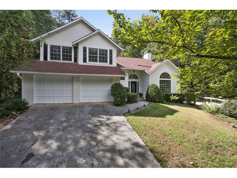 9330 Coleman Road, Roswell, GA 30075 (MLS #5755931) :: North Atlanta Home Team
