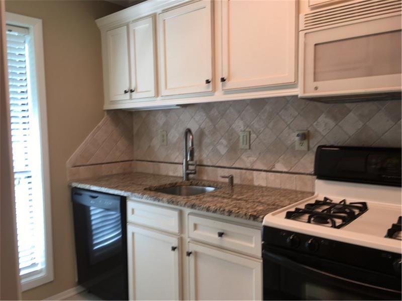 802 Woodcliff Drive, Sandy Springs, GA 30350 (MLS #5756480) :: North Atlanta Home Team
