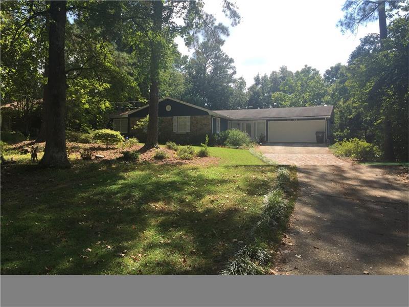 3090 Cardinal Lake Drive, Duluth, GA 30096 (MLS #5757243) :: North Atlanta Home Team