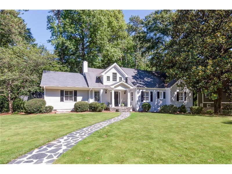 2976 Dale Drive NE, Atlanta, GA 30305 (MLS #5757425) :: North Atlanta Home Team