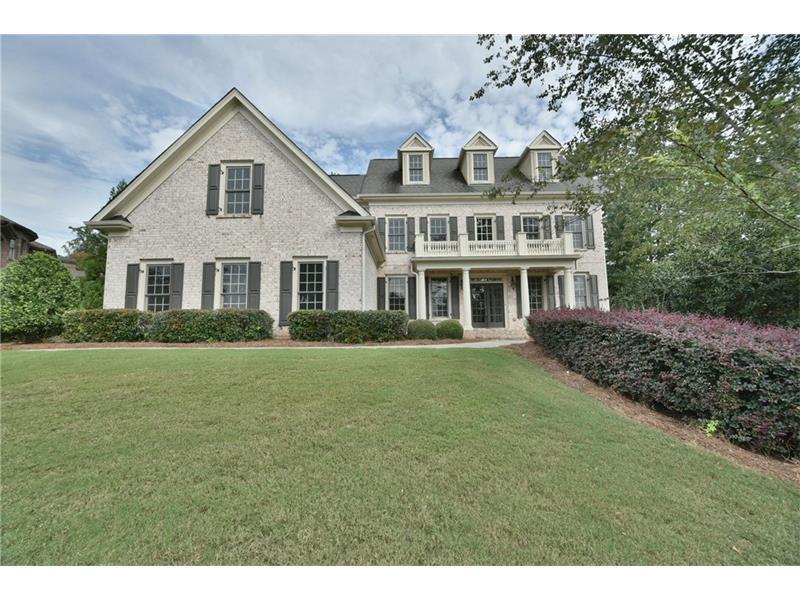 8010 Halstead Drive, Suwanee, GA 30024 (MLS #5758084) :: North Atlanta Home Team